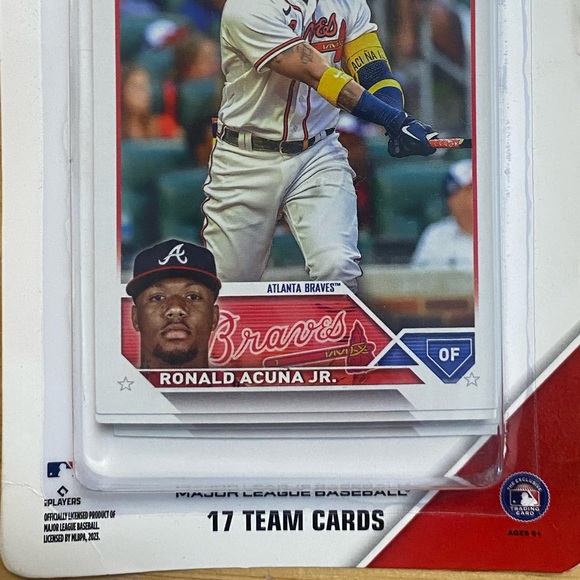 Atlanta Braves 2023 Topps Factory Sealed 17 Card Team Set Baseball Limited - Picture 3 of 5